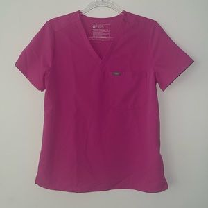 Figs hot pink top- small! Perfect condition
